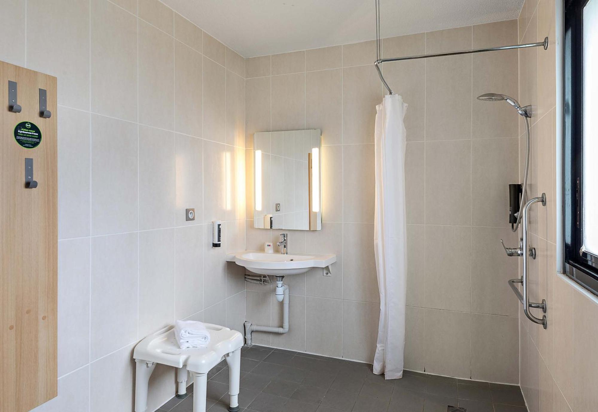 B&B Hotel Rouen Saint-Étienne-du-Rouvray Εξωτερικό φωτογραφία